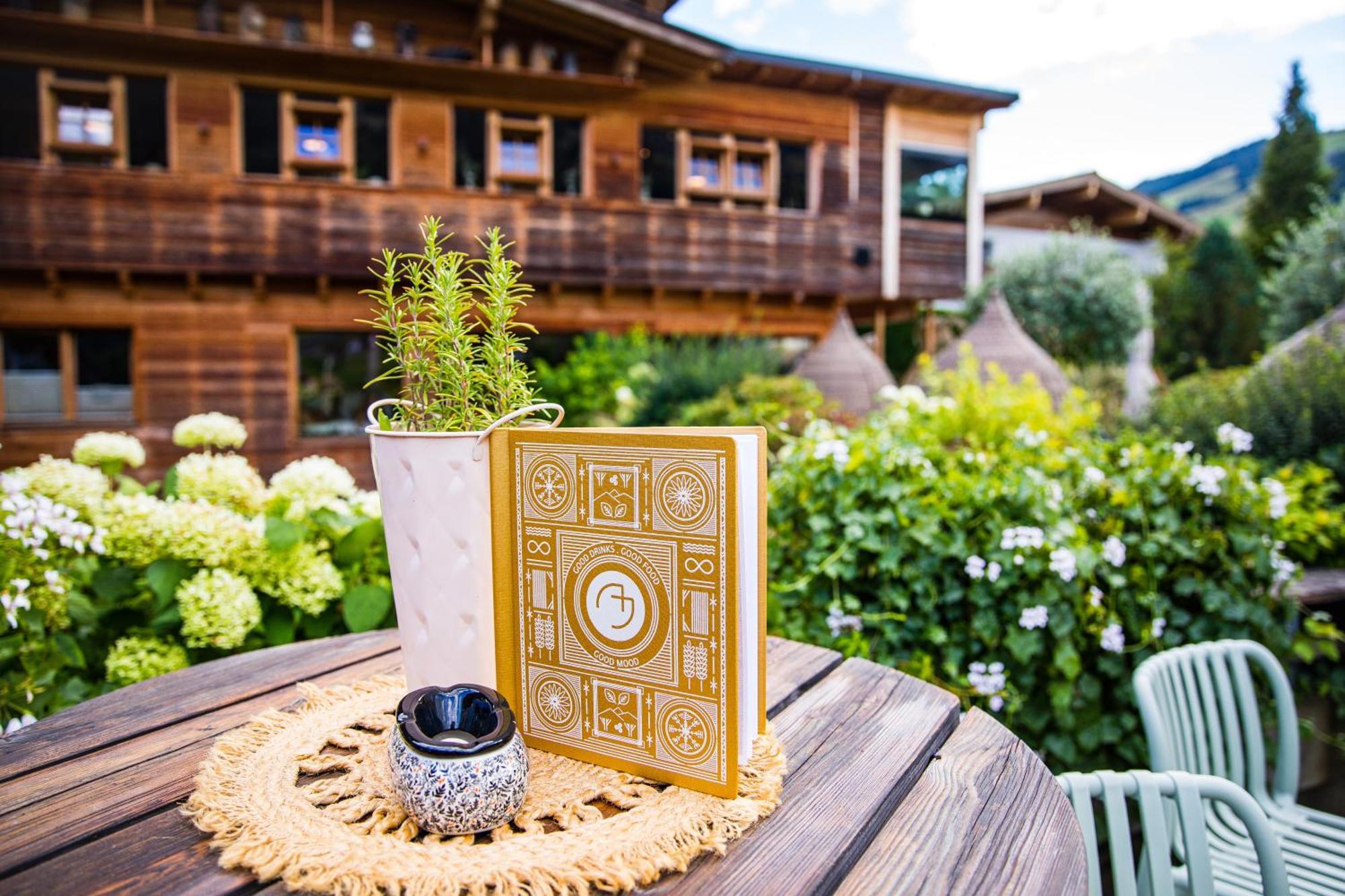 Alpin Juwel Hotel Saalbach-Hinterglemm Exterior foto